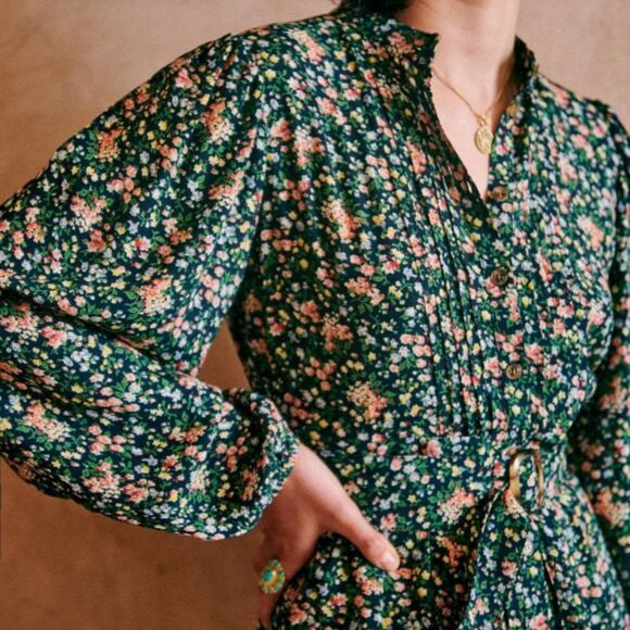 Sezane Dresses & Skirts - Sezane Sobral Dress | color: Navy garden print | Size: US 8 (FR Size 40)